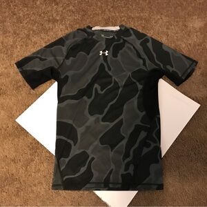 Under Armour Men's HeatGear® Fitted Camo Short Sleeve